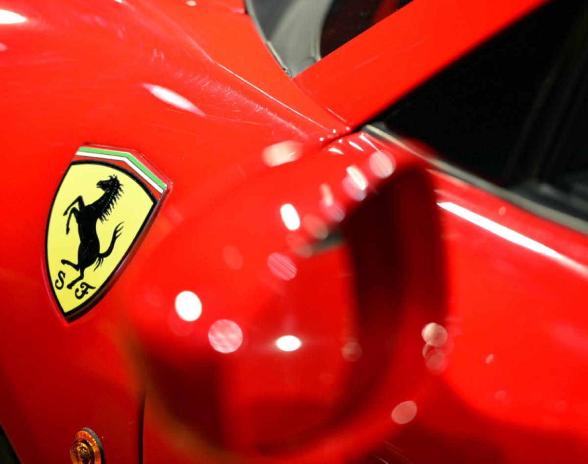 Ferrari-logo-21motoring