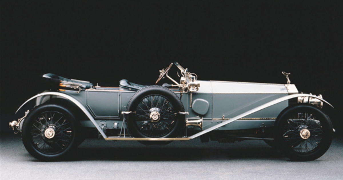 old-rolle-royce-car