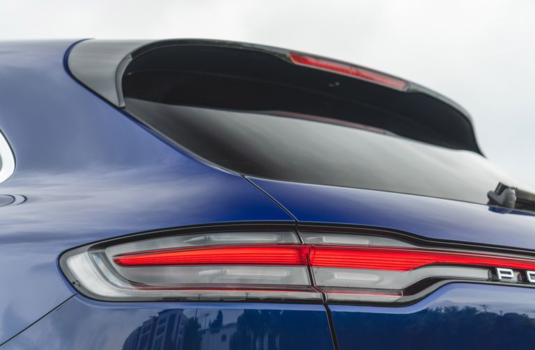 Macan S - Taillights