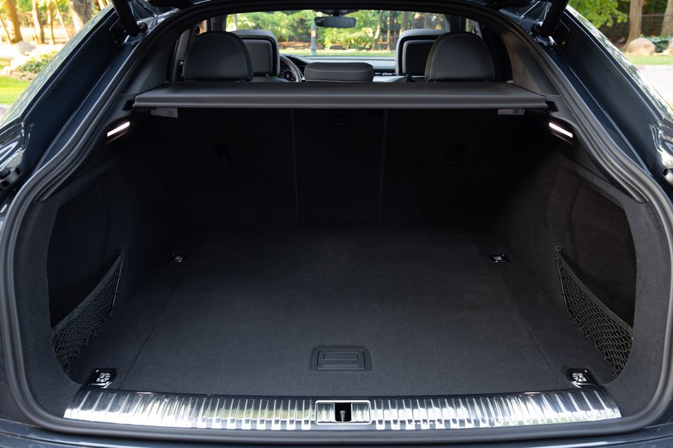 2023-audi-e-tron-sportback-trunk