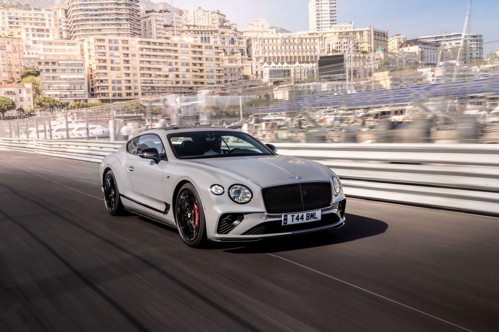 2023-bentley-continental-gt-s-coupe-front-view-photo