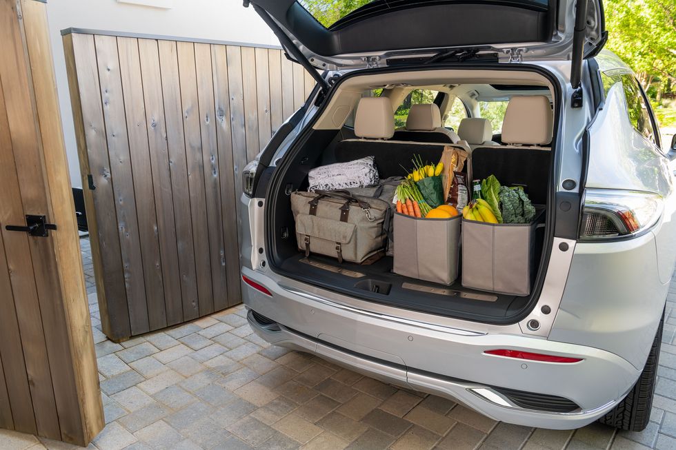 2023-buick-enclave-with-luggage-in-the-cargo-area