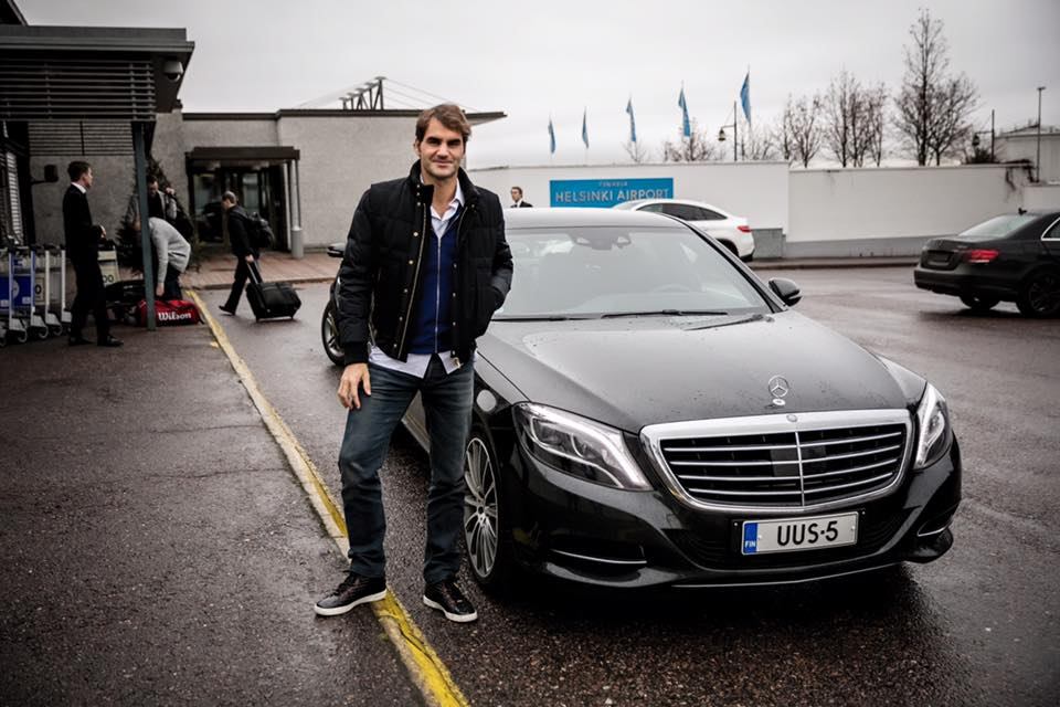 Roger Federer - Mercedes S Class