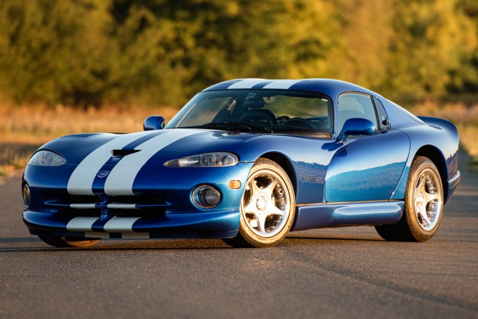 1996-Dodge-Viper-GTS-Blue