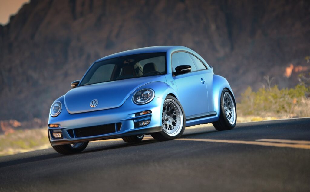 2016-vokswagen-beetle-in-blue