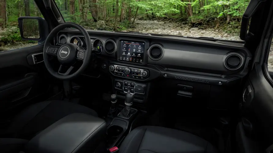 2023-jeep-wrangler-willys-4xe-interior-dashboard