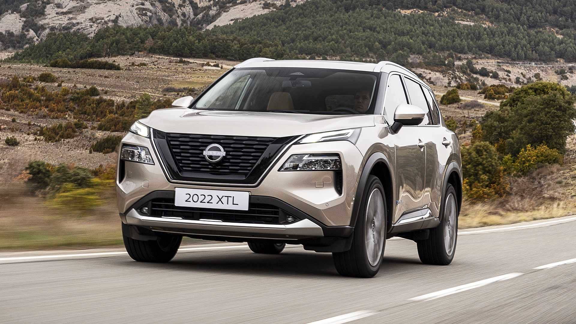 2023-nissan-x-trail-front-angle-photo