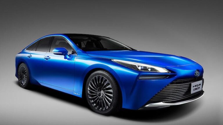 Toyota Flex-Fuel Car To Launch Soon In India - More Details ...