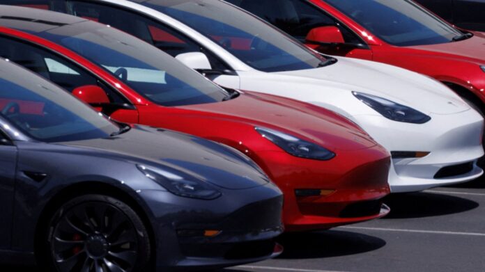 tesla-recalls-more-than-1-million-cars-over-faulty-window-reversal-update