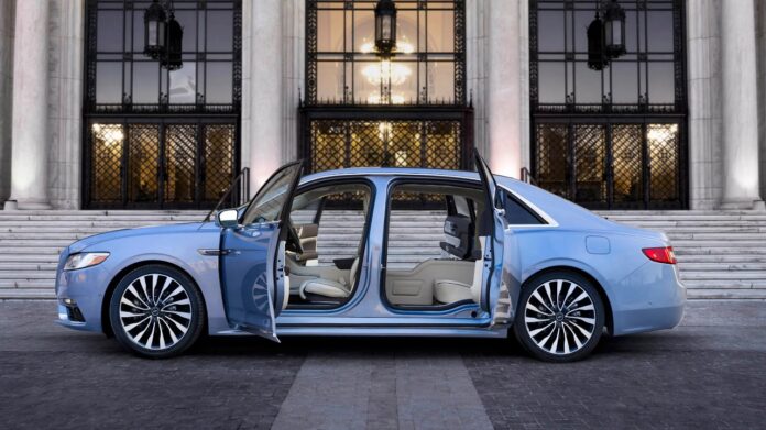 2020-lincoln-continental-coach-edition-in-blue-still-image