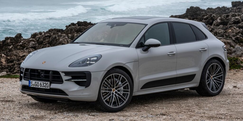 2021-porshe-macan-silver-still-image-front-side-view