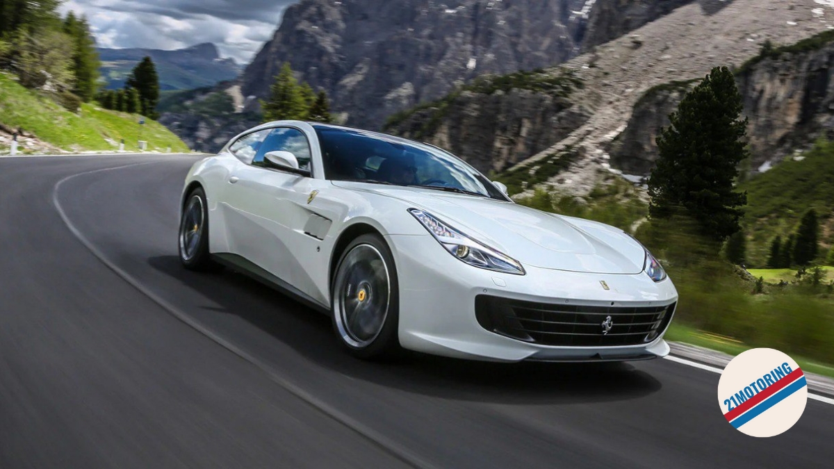 2019-ferrari-gt4-lusso-front-view-moving