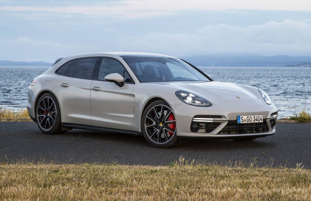 2020-Porsche-Panamera-Turbo-Sport-Turismo-Front-View