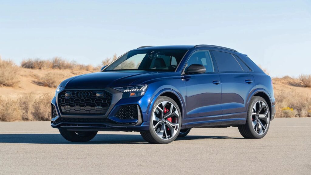 2023-audi-rs-q8-front-side-angle-still