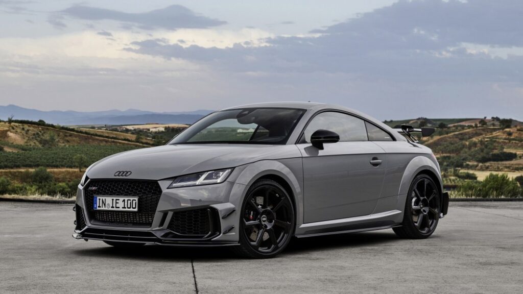 2023-audi-tt-rs-coupe-front-three-quarters