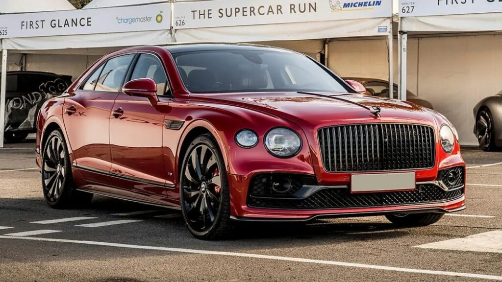 2023-bentley-flying-spur-speed-front-side-angle