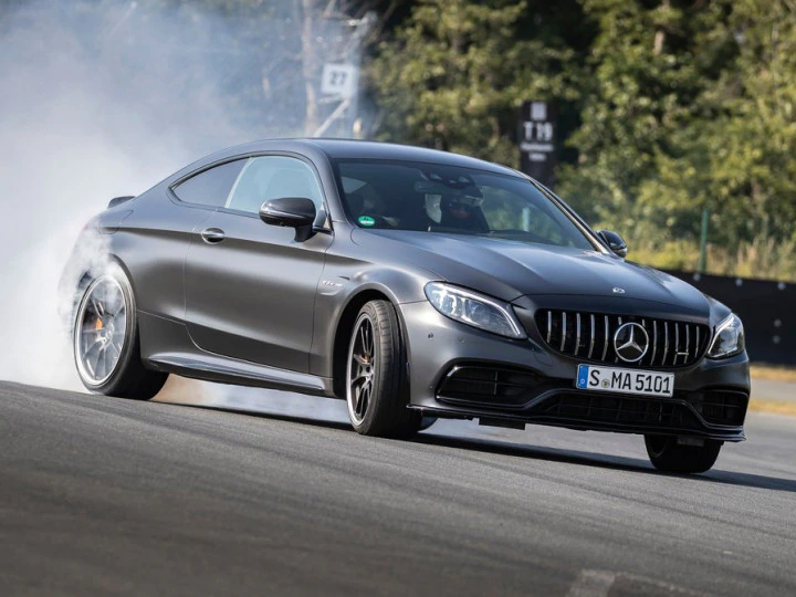 Mercedes C63 S Coupe Drifting 