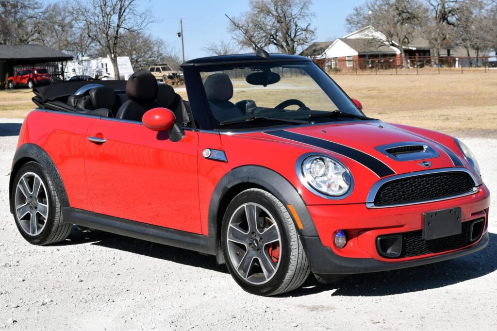 2011-mini-cooper-convertible-front-side-angle