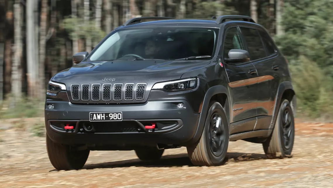 Гранд чероки 2019 года. Jeep Cherokee Trailhawk 2019. Jeep Cherokee Trailhawk 2020. Jeep Grand Cherokee Trailhawk 2020. Jeep Cherokee Trailhawk 2021.