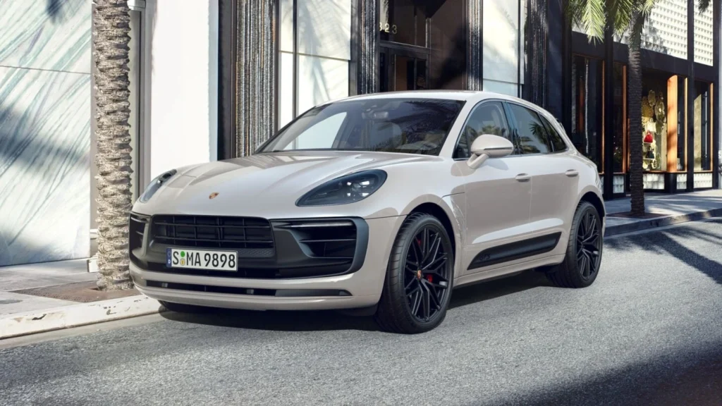 2022-Porsche-Macan-GTS-Front-Side-Angle-21Motoring