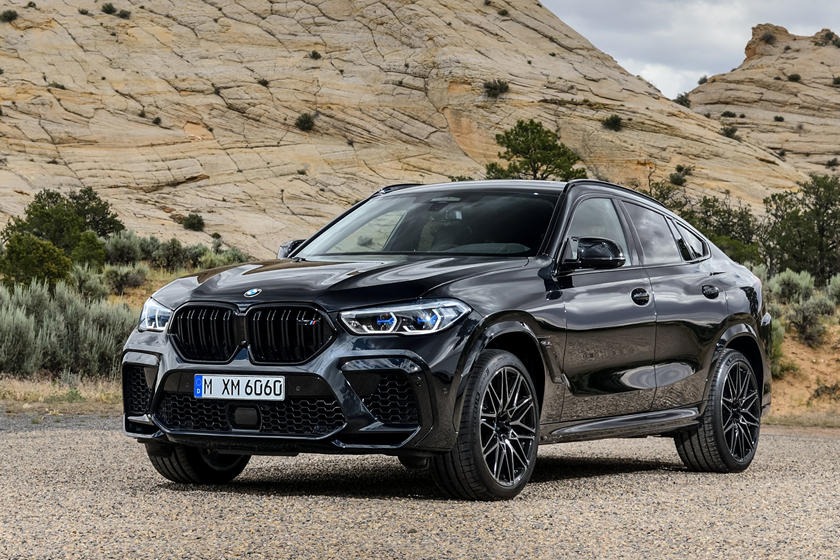 2022-bmw-x6-front-side-angle-21motoring