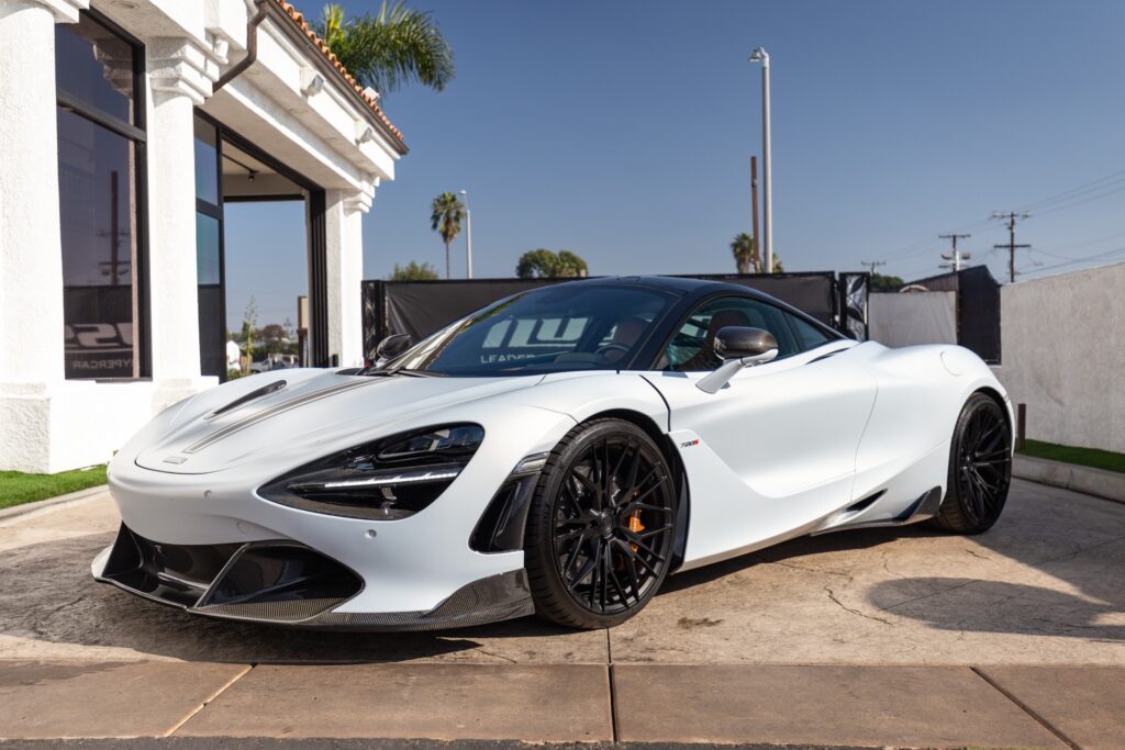 2018-mclaren-720s-in-white-front-angle-21motoring