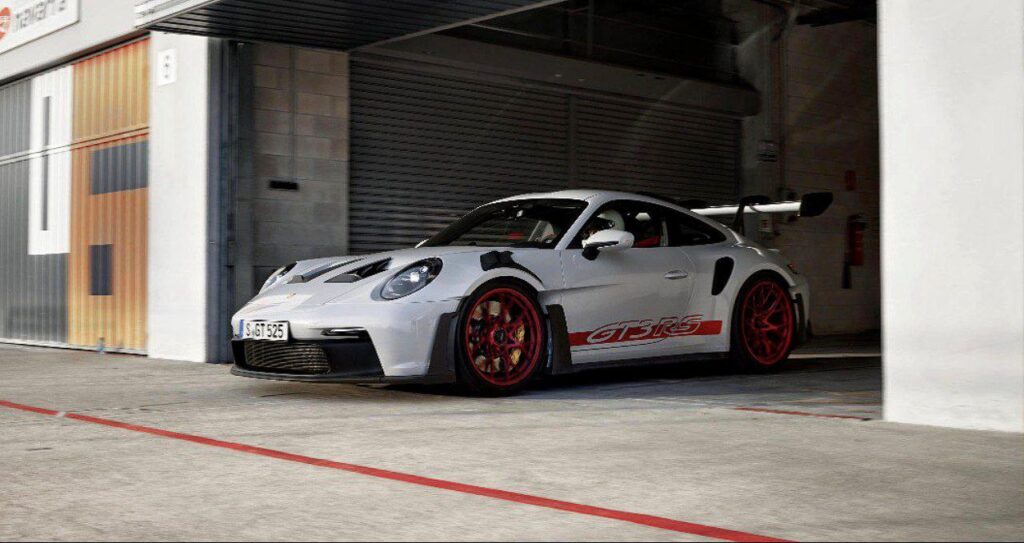 2023-porsche-911-gt3-rs-side-angle-21motoring