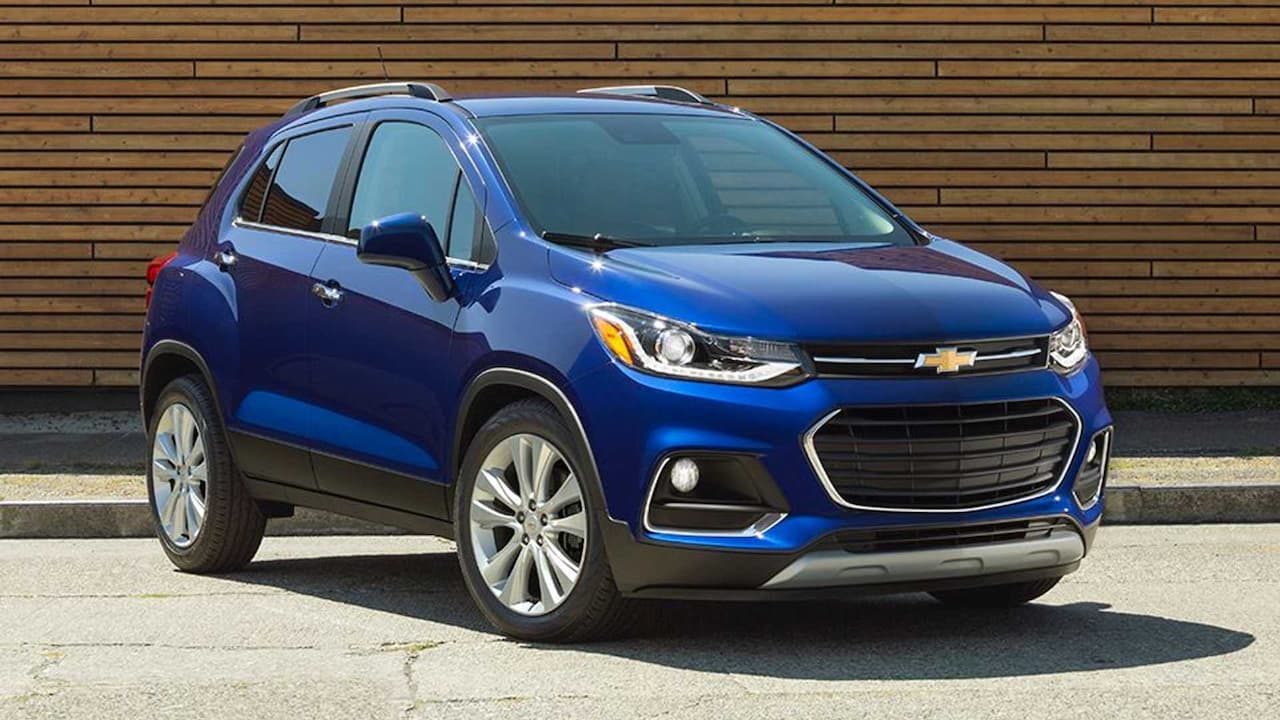 2022-chevrolet-trax-front-angle-21motoring
