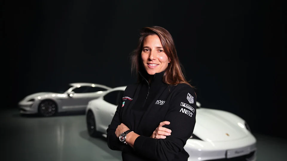 Simona de Silvestro Porsche