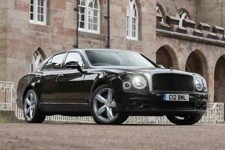 2020-bentley-mulsanne-front-angle