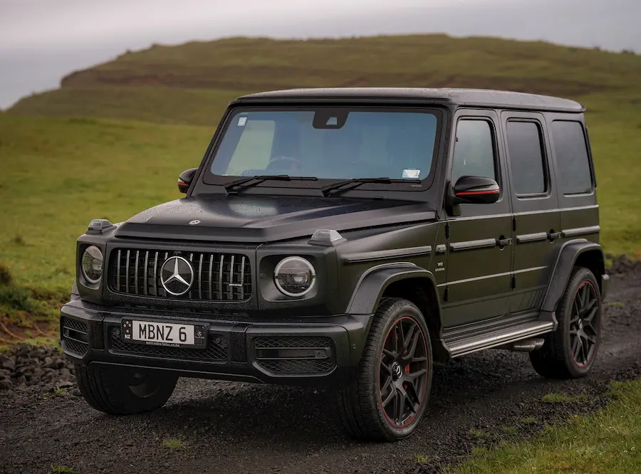 top-10-best-luxuy-SUVs-for-off-roading
