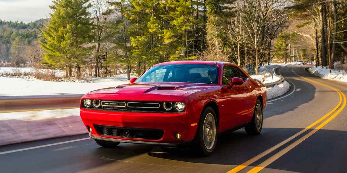 Top-10-Best-All-Wheel-Drive-Sports-Cars-Dodge-Challenger-GT