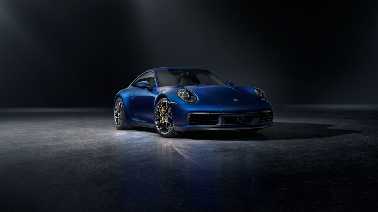 Top-10-Best-All-Wheel-Drive-Sports-Cars-Porsche-911-Carrera-4S