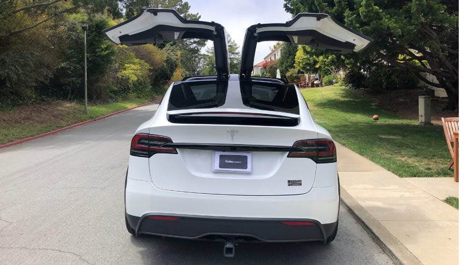 TESLA MODEL X