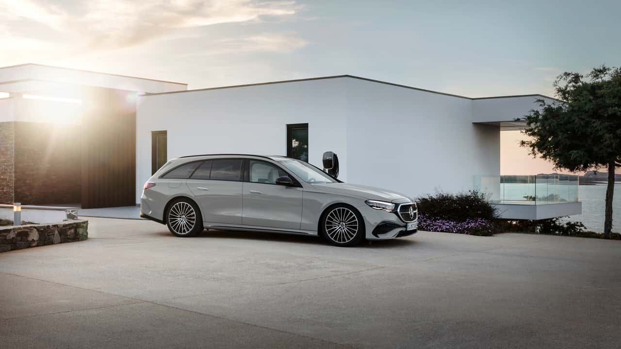 2024-Mercedes-E-Class-Wagon-Performance