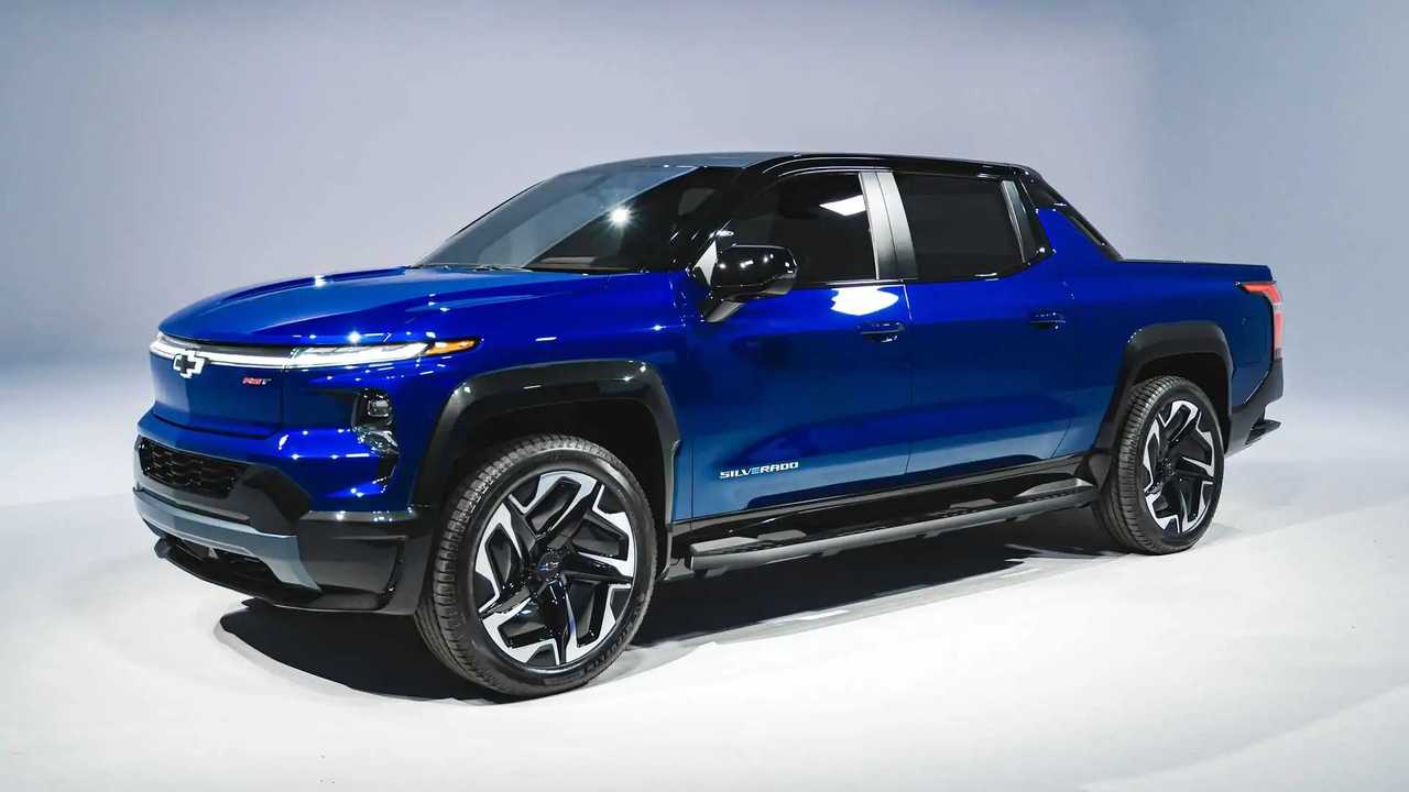 2024-Chevy-Silverado-EV-4WT-Performance