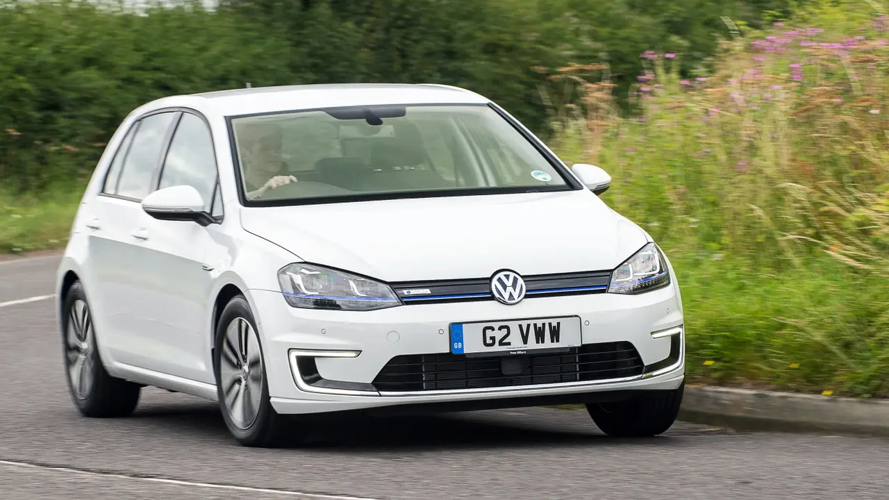 2019-Volkswagen-e-Golf