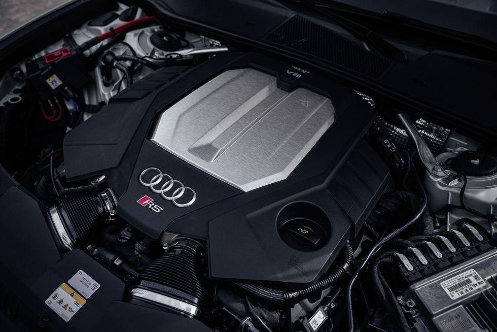 2024 Audi RS6 Avant Price, Engine, Mileage, Top Speed, 060 Mph