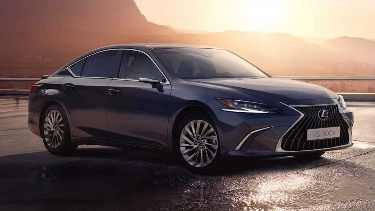 Top-10-Best-Spacious-Luxury-Sedan-To-Buy-In-2023-Lexus-ES
