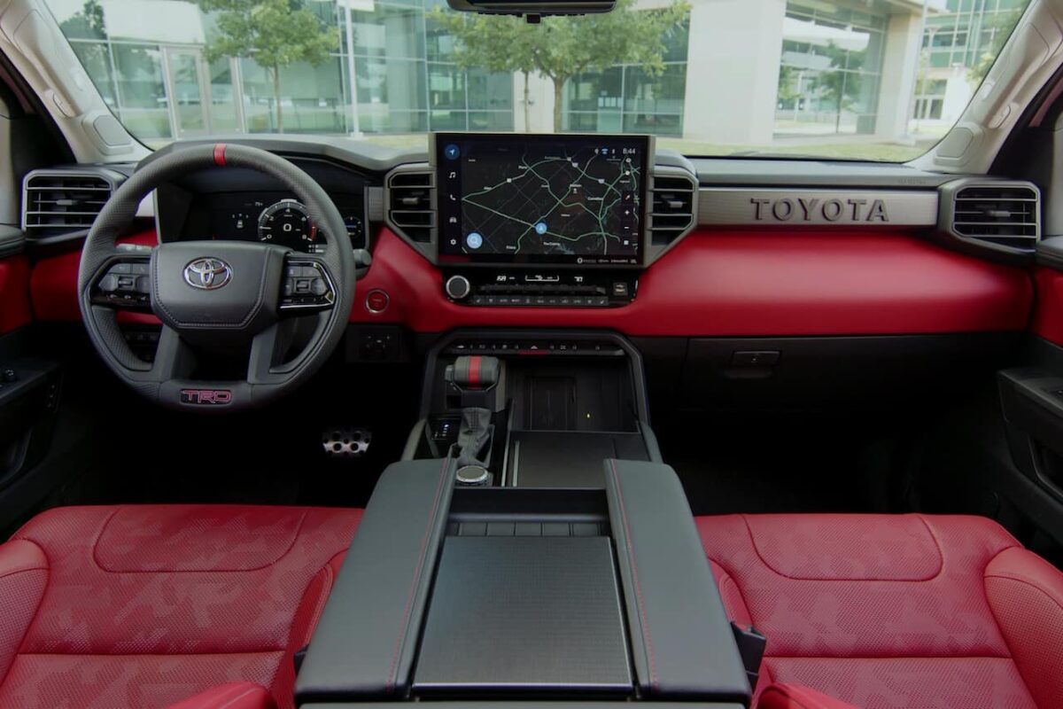 Next Generation 2024 Toyota LandCruiser Prado Tested, Launching Soon
