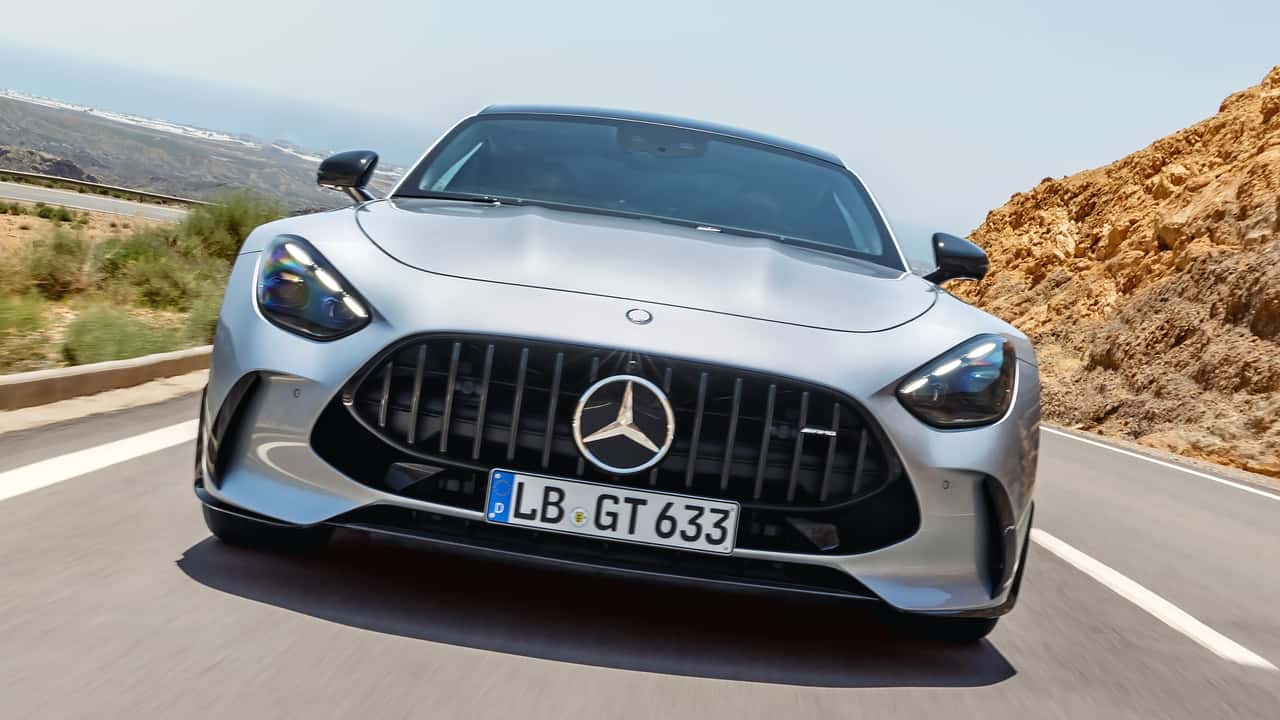 2024-Mercedes-AMG-GT-Performance