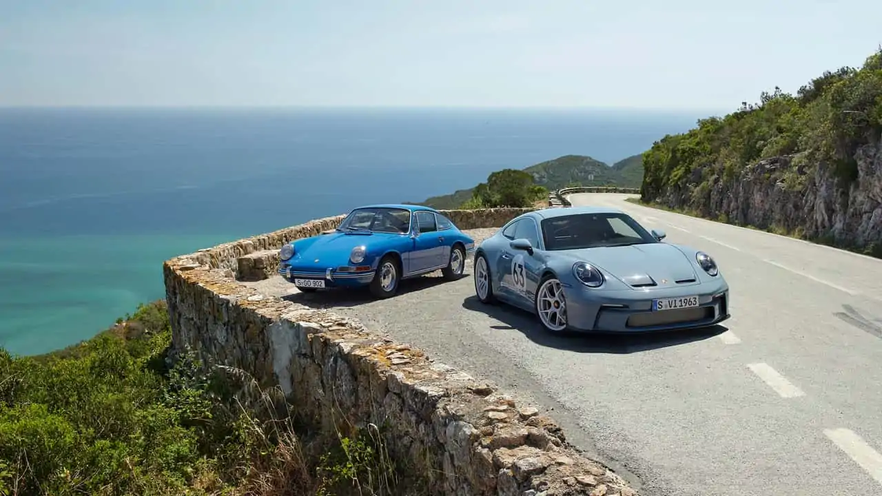 2024-Porsche-911-S/T-vs-Porsche-911-Turbo-Comparison