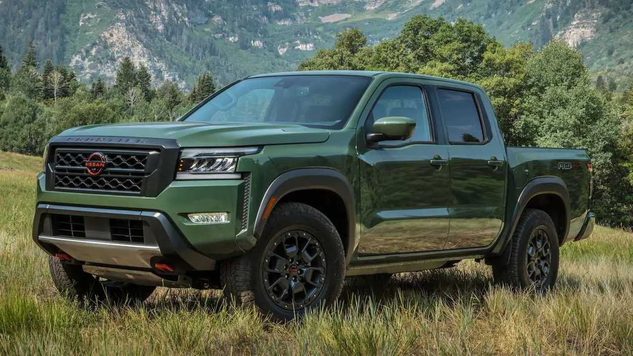 2023-Nissan-Frontier