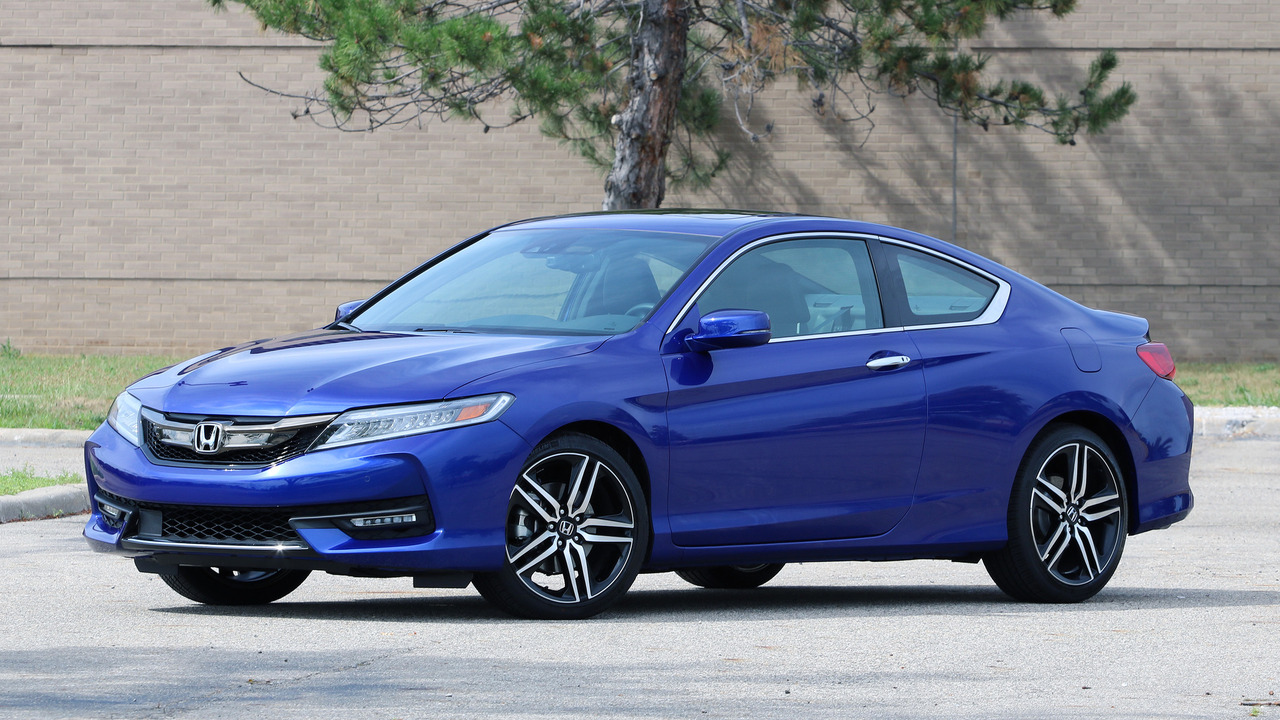 Top-10-Fastest-Honda-Cars-In-2023-Honda-Accord-Coupe