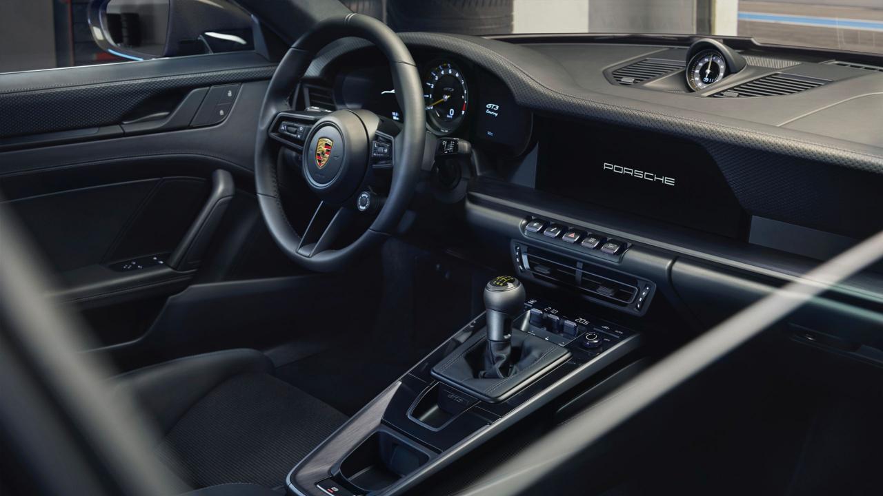 Porsche-911-GT3-Features