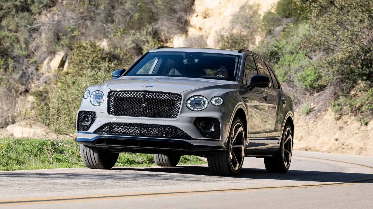 Top-10-Fastest-SUVs-In-the-World-As-Of-2023-Bentley-Bentayga-Speed