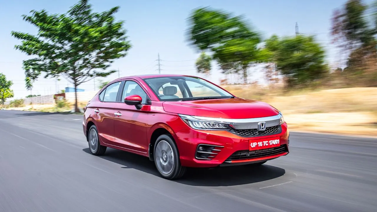 Check out the 5 Best Affordable Hybrid Cars In India