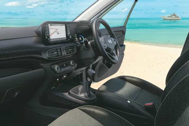 Hyundai-exter-interior-photo
