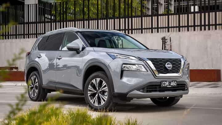 Nissan-x-trail-front-angle
