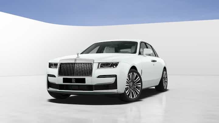Rolls-royce-ghost-front-angle